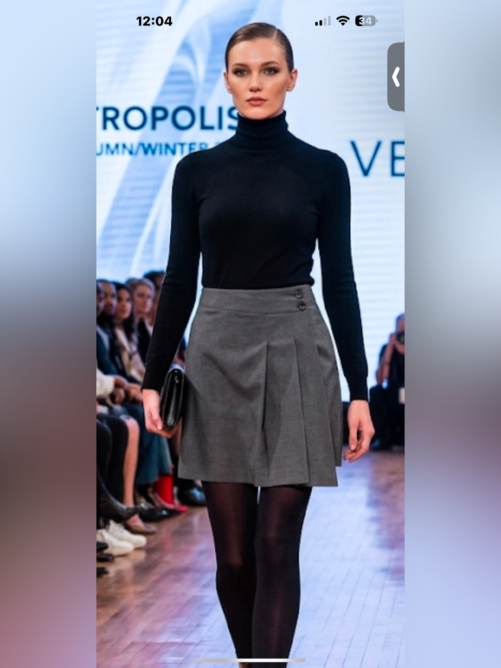 Armani Collezioni 100% Wool Gray Pleated Mini Skirt Made in Italy NWOT
